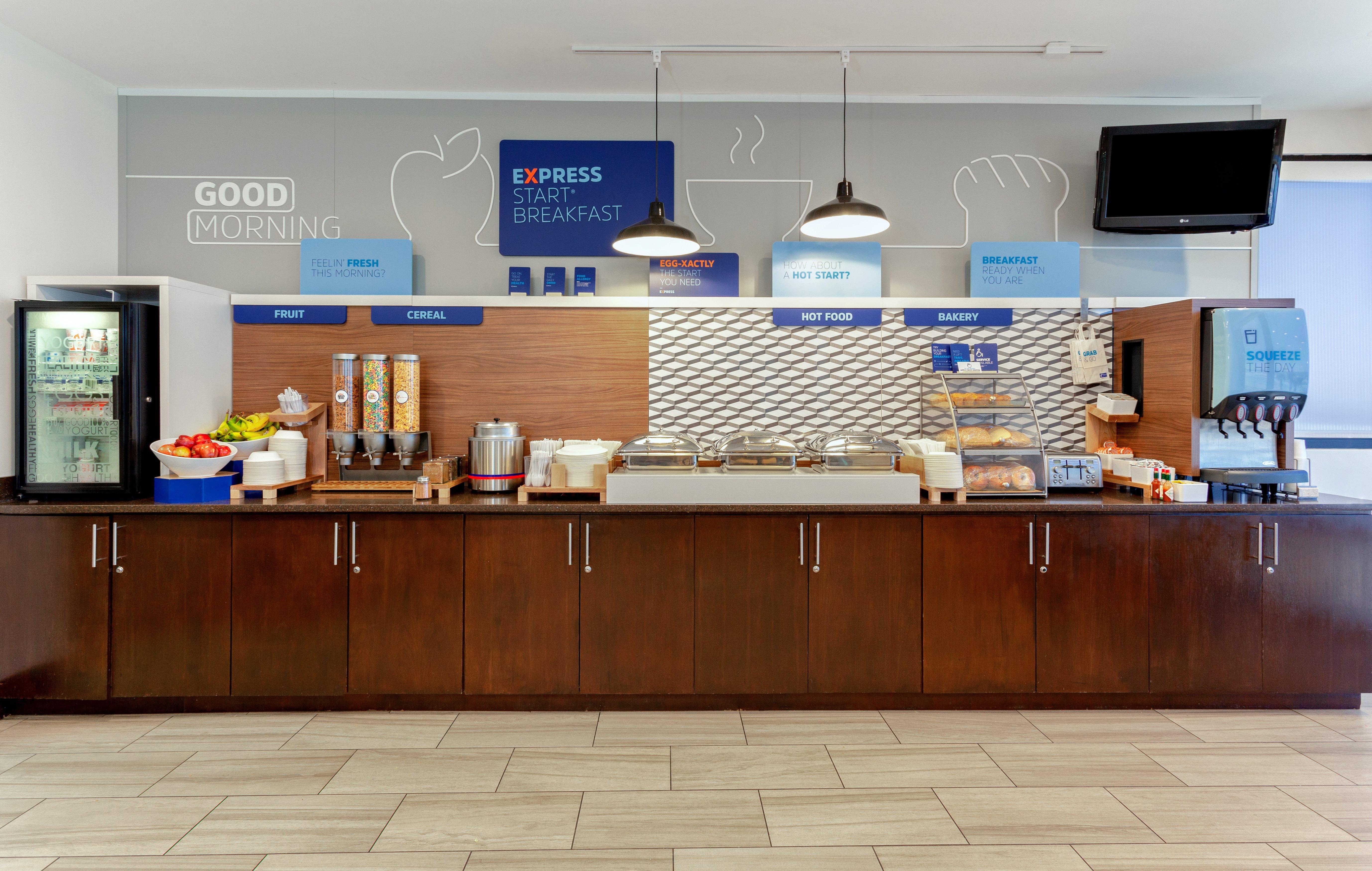 Holiday Inn Express & Suites Oceanfront Daytona Beach Shores By Ihg Εξωτερικό φωτογραφία