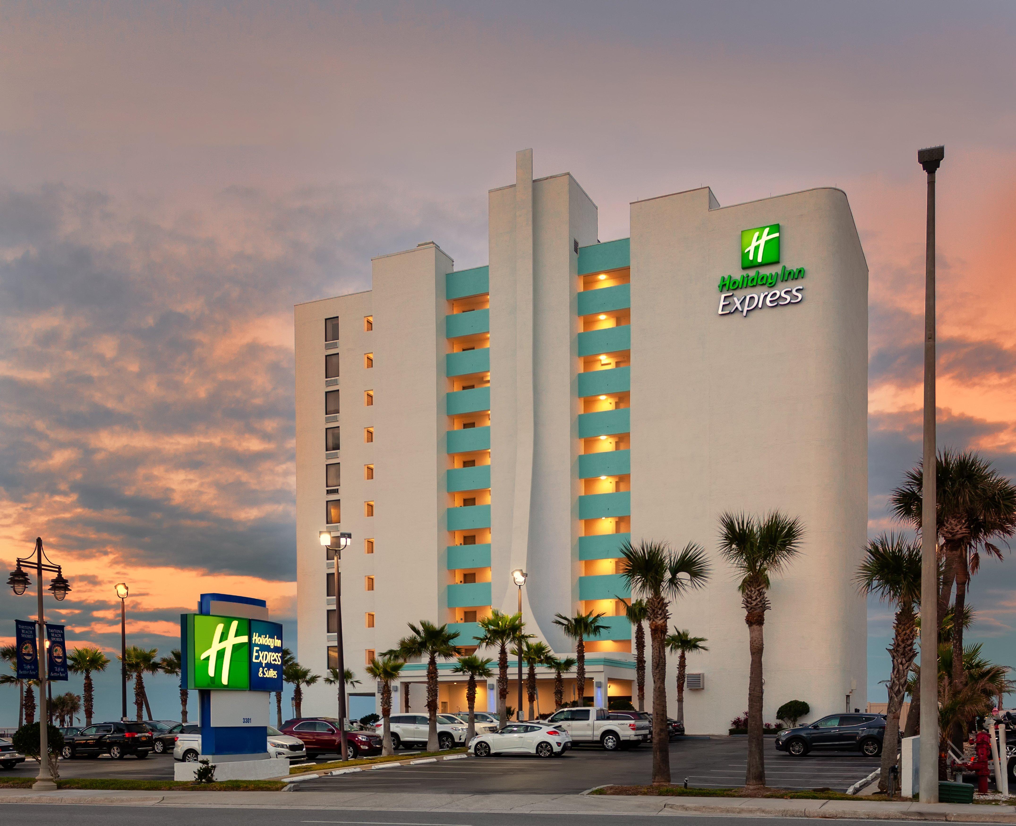 Holiday Inn Express & Suites Oceanfront Daytona Beach Shores By Ihg Εξωτερικό φωτογραφία