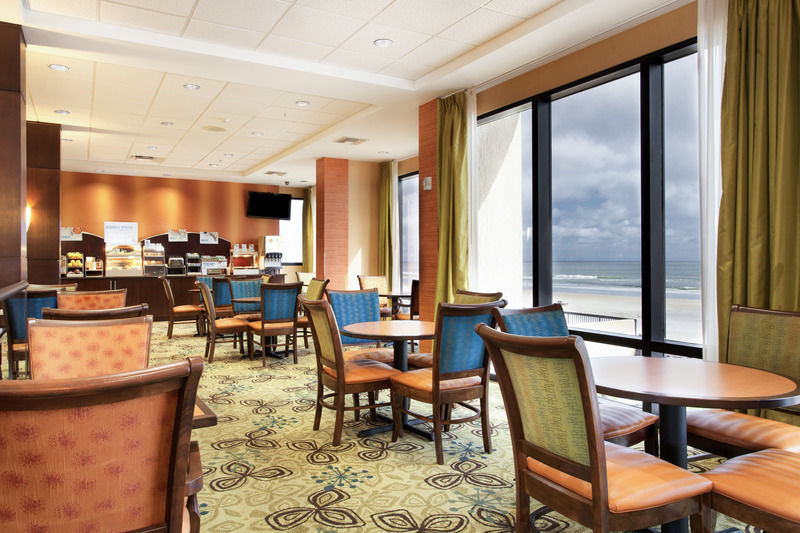 Holiday Inn Express & Suites Oceanfront Daytona Beach Shores By Ihg Εξωτερικό φωτογραφία
