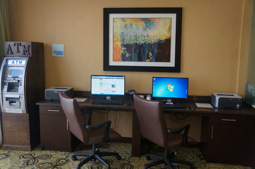 Holiday Inn Express & Suites Oceanfront Daytona Beach Shores By Ihg Εξωτερικό φωτογραφία
